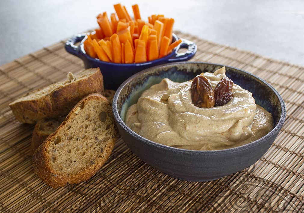 Herzhafte Dattelcreme