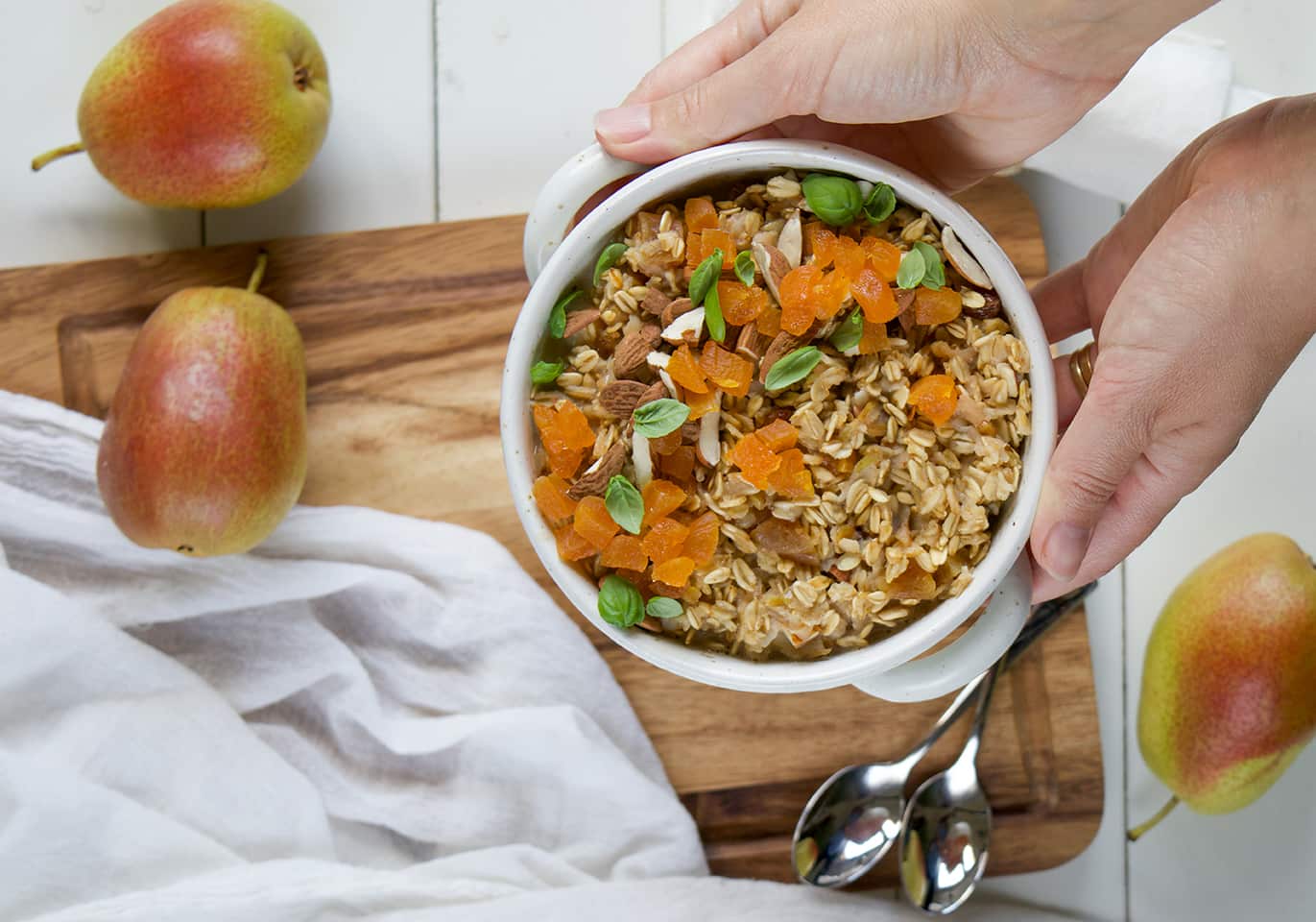 ayurvedisches Birnen-Mandel-Porridge