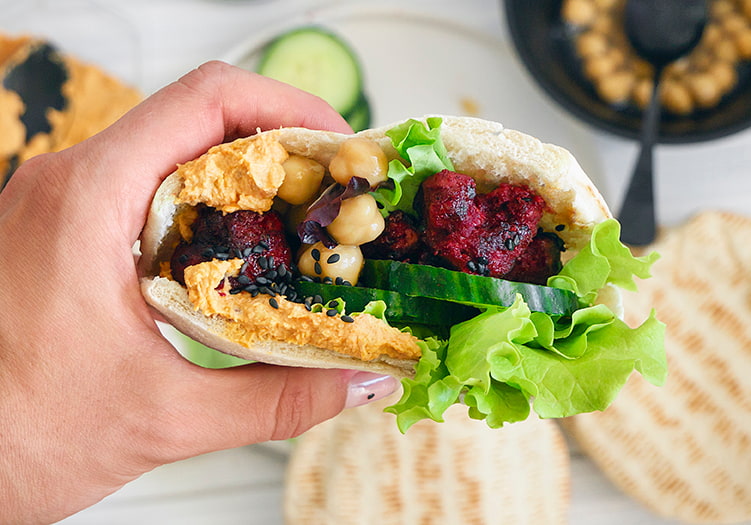 lecker gefüllte Pita