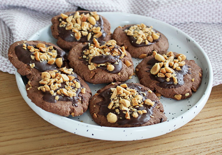 Schoko-Cookies mit Erdnüssen