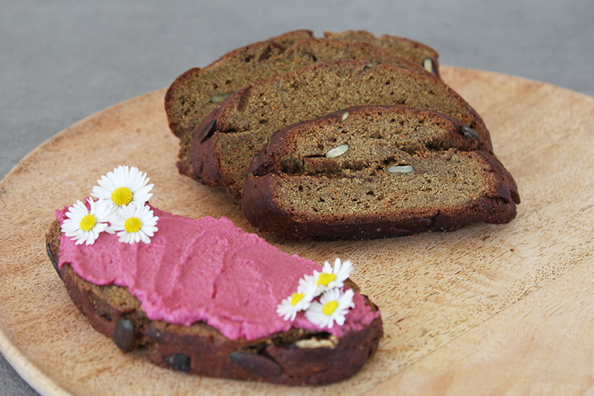 glutenfreies Kürbiskern-Karotten-Brot