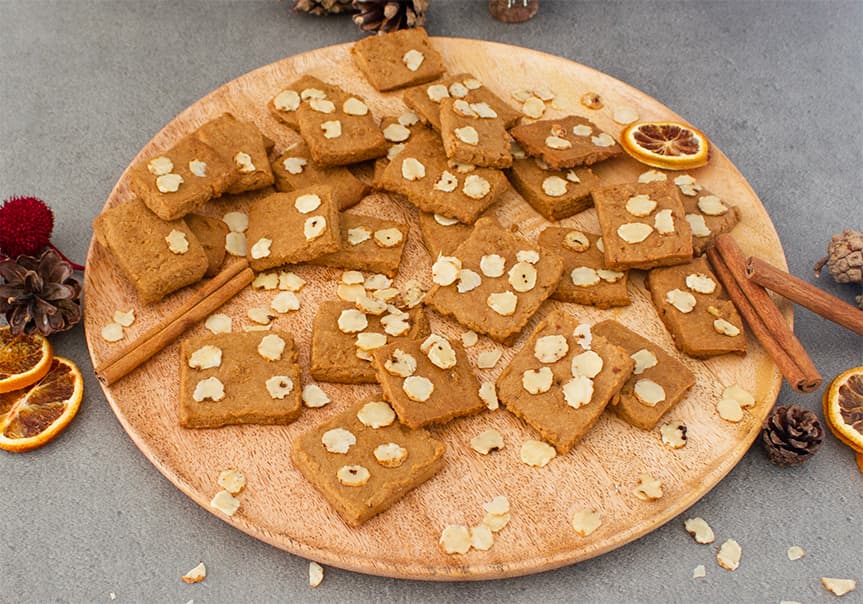 Zimtecken mit Erdmandeln