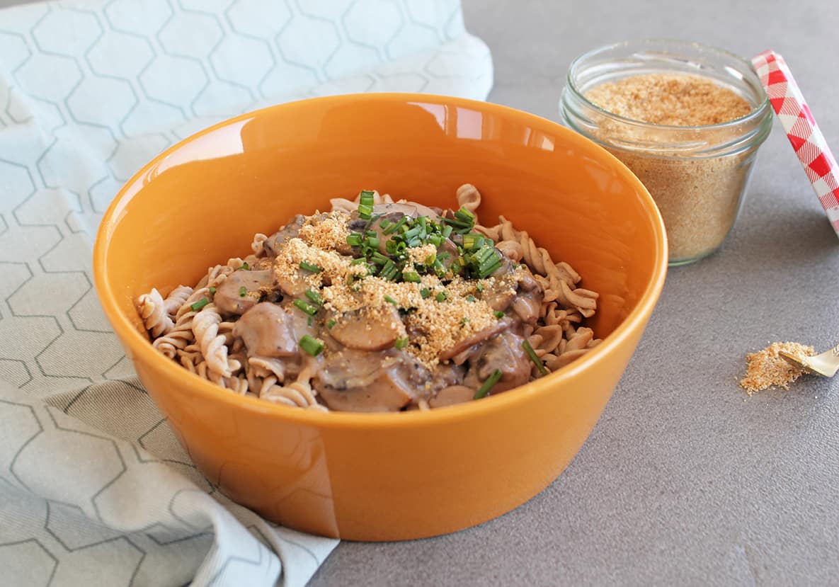 Champignon-Pfanne mit gekeimten Nudeln