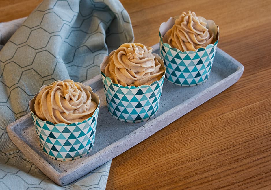 Vanille-Cupcakes mit veganem Frosting