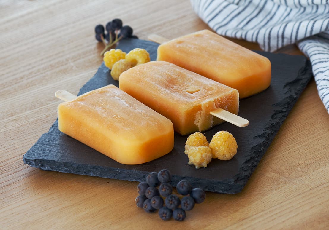 Hagebutten-Melonen-Eis